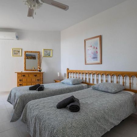 Large One Bed Apt Appartement Nerja Buitenkant foto